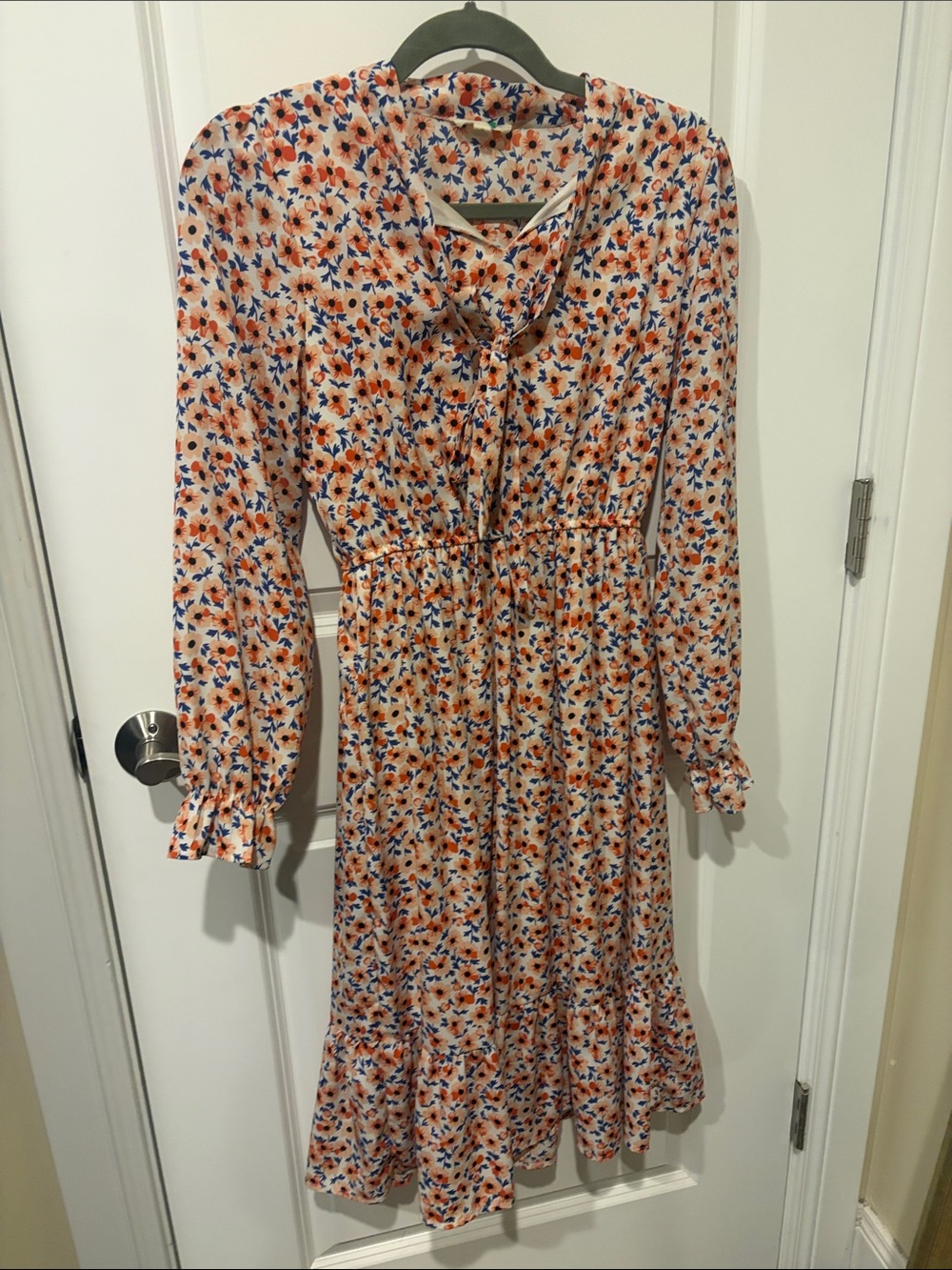 Long Sleeve Floral Tie-Neck Midi Dress in Peach and Blue